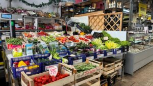 The CA-SA Carla e Sandra stall at Mercato Albinelli in Modena