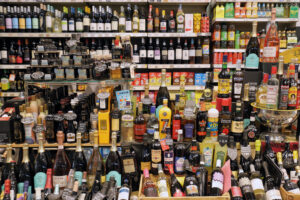 Govoni Samuele — wine and drinks at Mercato Albinelli in Modena