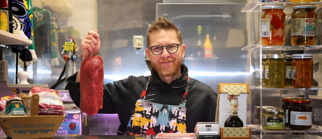 Prodotti di Macelleria Equina di Modena, macelleria al Mercato Albinelli di Modena
