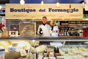 Boutique del Formaggio — formaggi al Mercato Albinelli di Modena