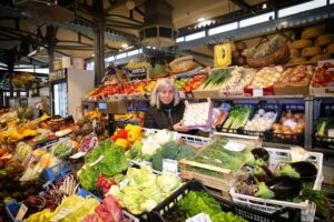 Prodotti di Calzolari Fratelli, frutta e verdura al Mercato Albinelli di Modena