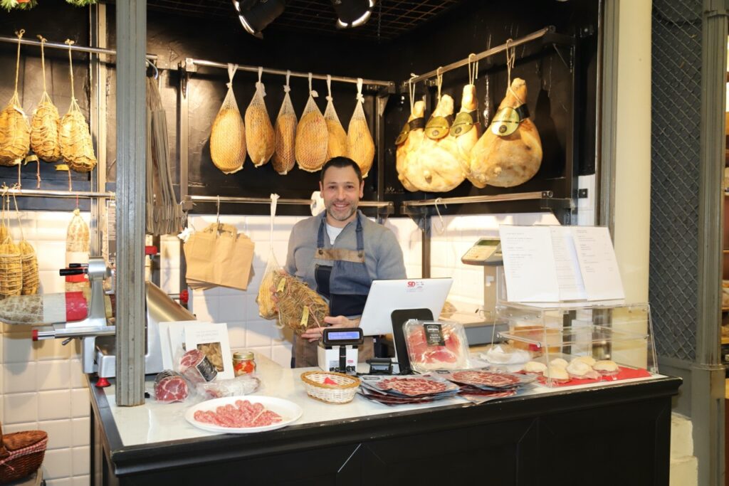 Gurus Lab Mercato Albinelli — salumeria al Mercato Albinelli di Modena