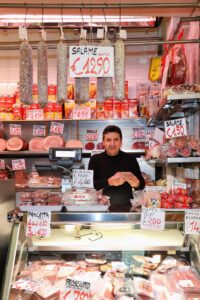 Salumeria Anselmo Bonini, Andrea Solieri, A. Facchini — salumeria al Mercato Albinelli di Modena