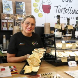 Vino e Tortellino — gastronomia al Mercato Albinelli di Modena