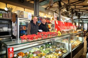 Amadori — frutta e verdura al Mercato Albinelli di Modena